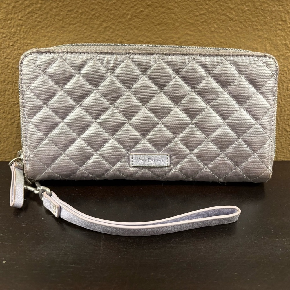 VERA BRADLEY Zip Around Wristlet Wallet